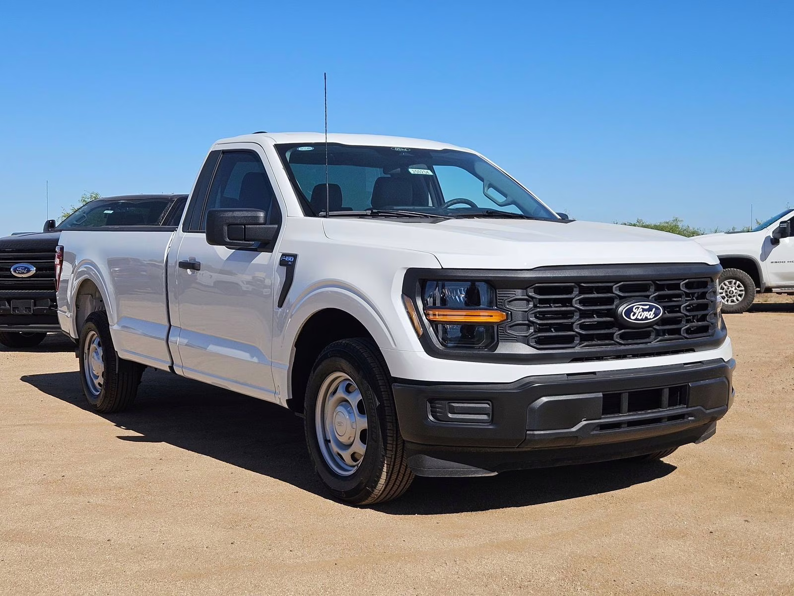 2025 Oxford White Ford F-150 XL RWD Truck