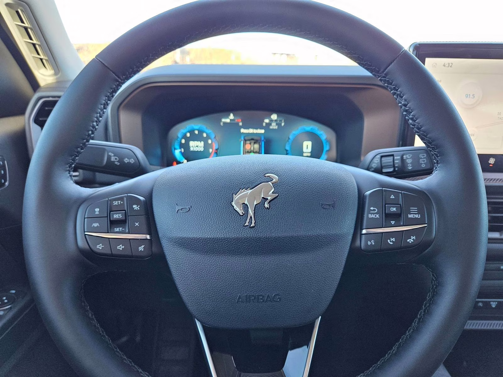 2025 Oxford White Ford Bronco Sport Outer Banks 4X4 SUV