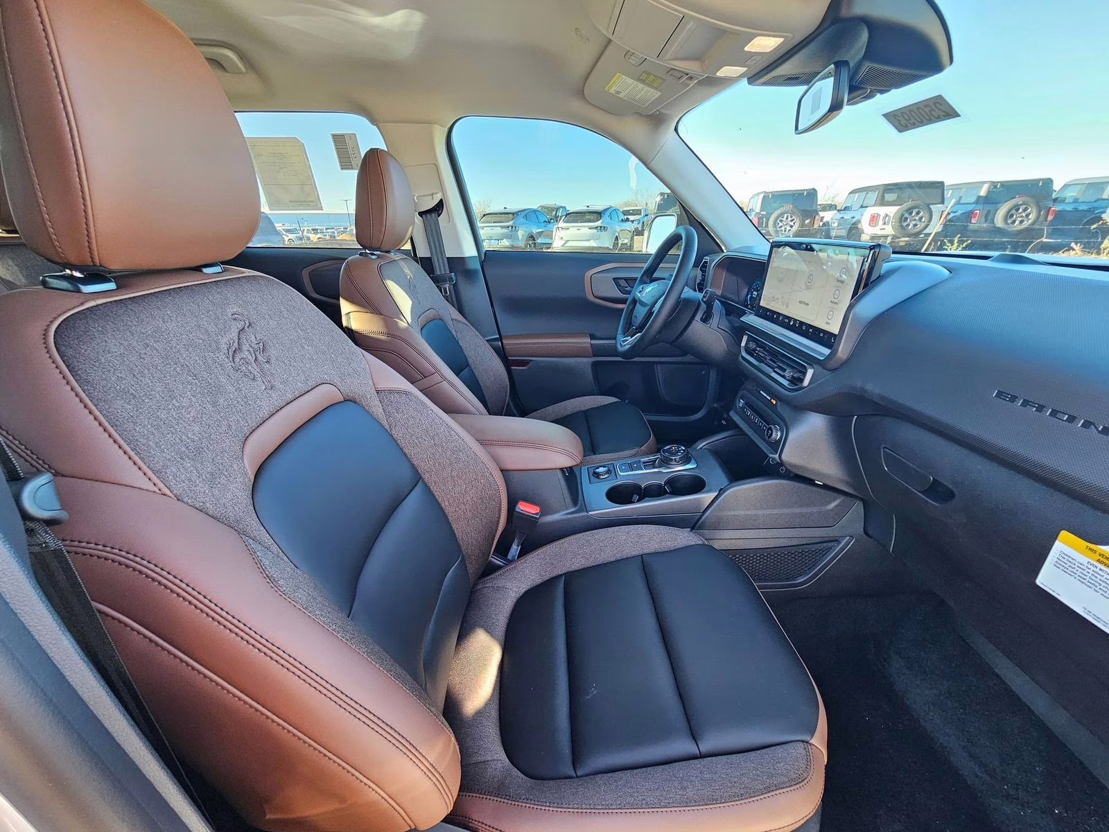 2025 Oxford White Ford Bronco Sport Outer Banks 4X4 SUV