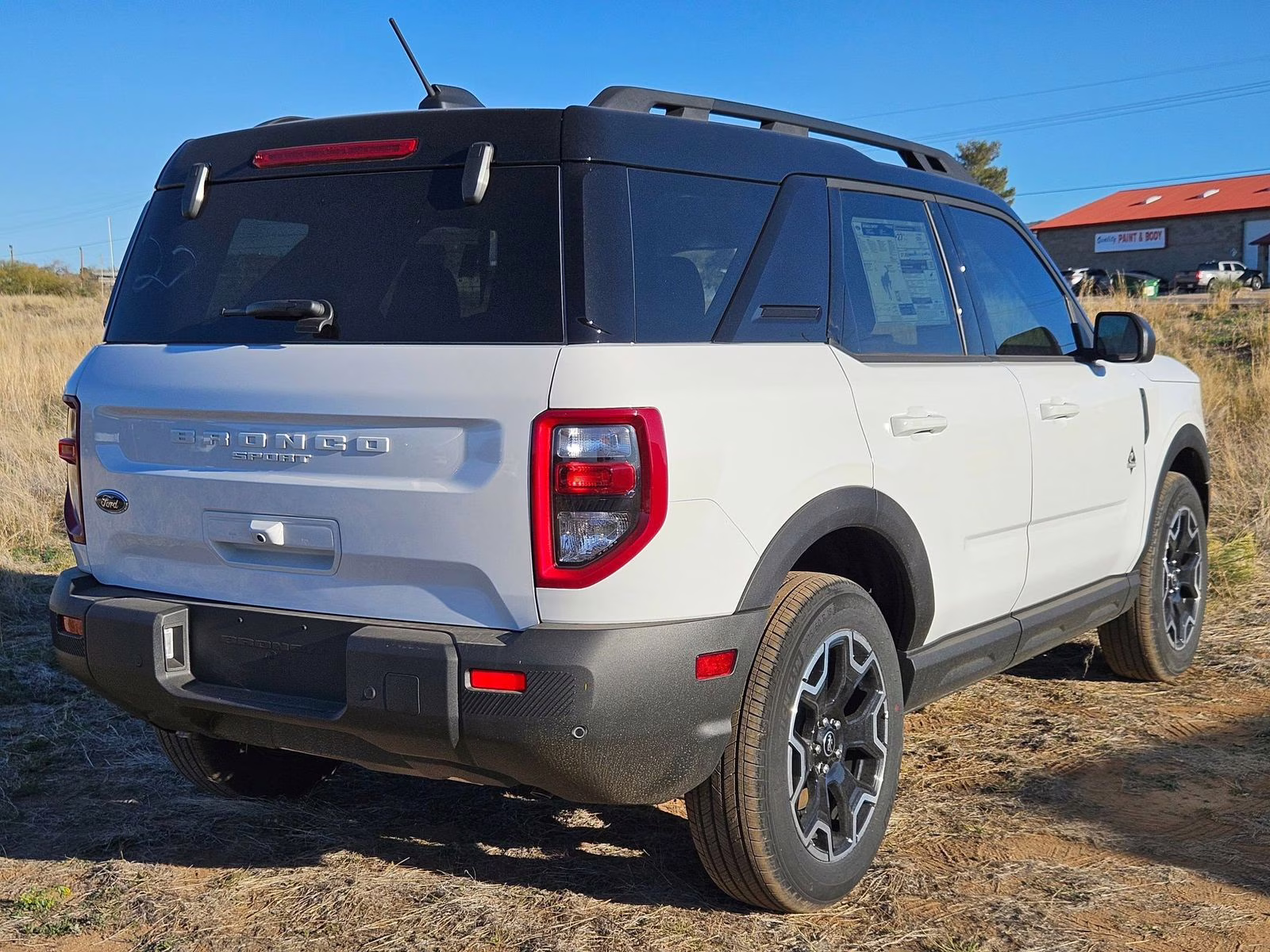 2025 Oxford White Ford Bronco Sport Outer Banks 4X4 SUV