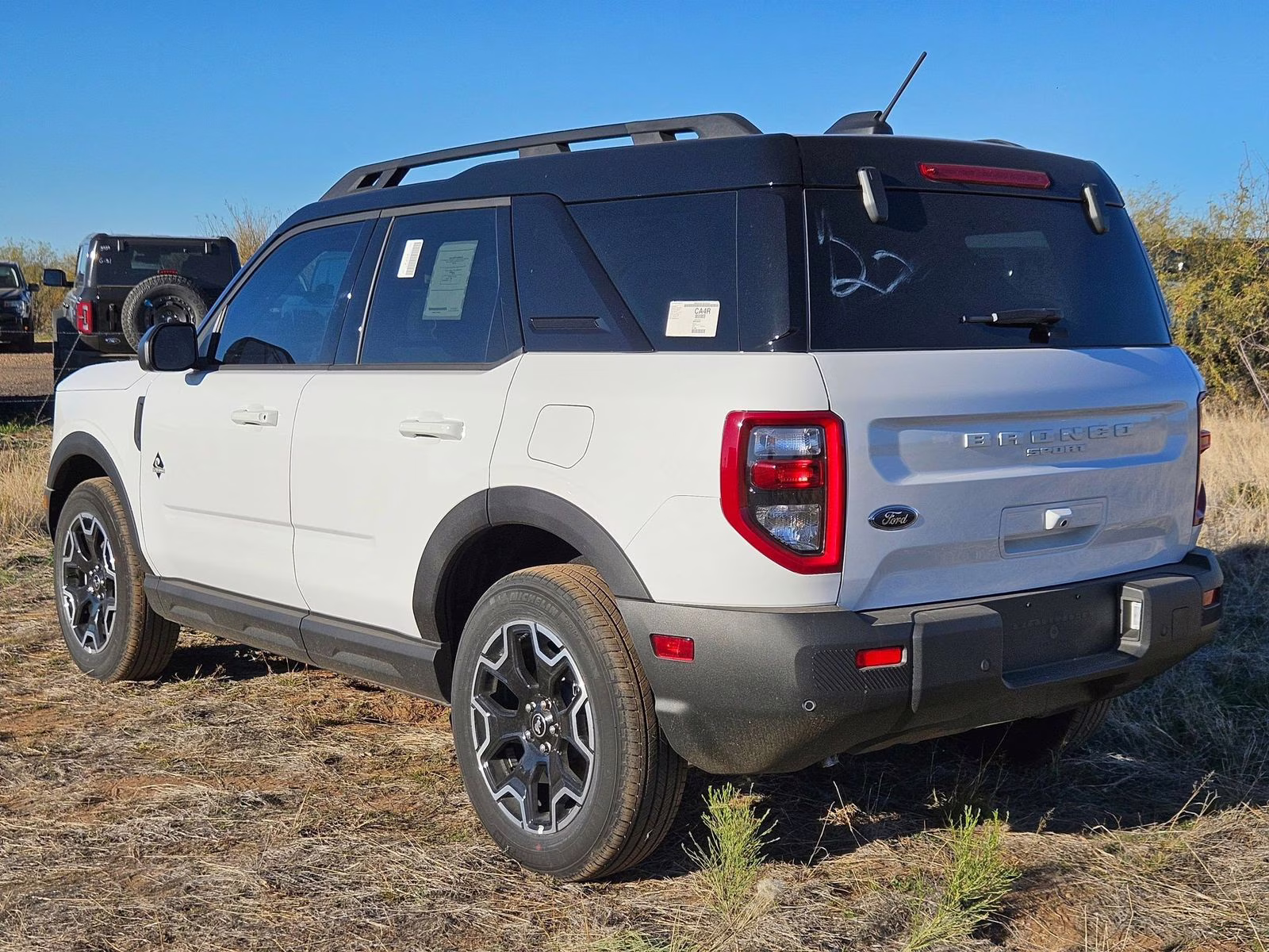 2025 Oxford White Ford Bronco Sport Outer Banks 4X4 SUV