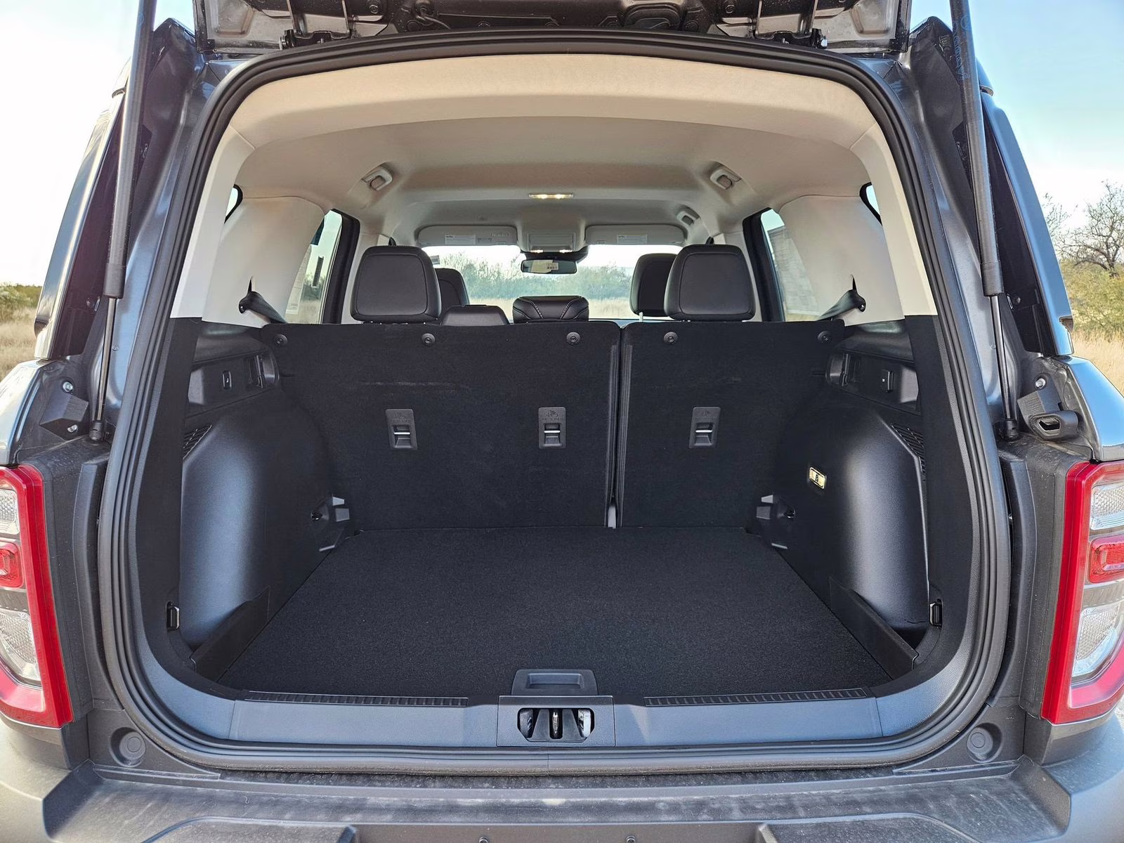 2025 Gray Metallic Ford Bronco Sport Outer Banks 4X4 SUV