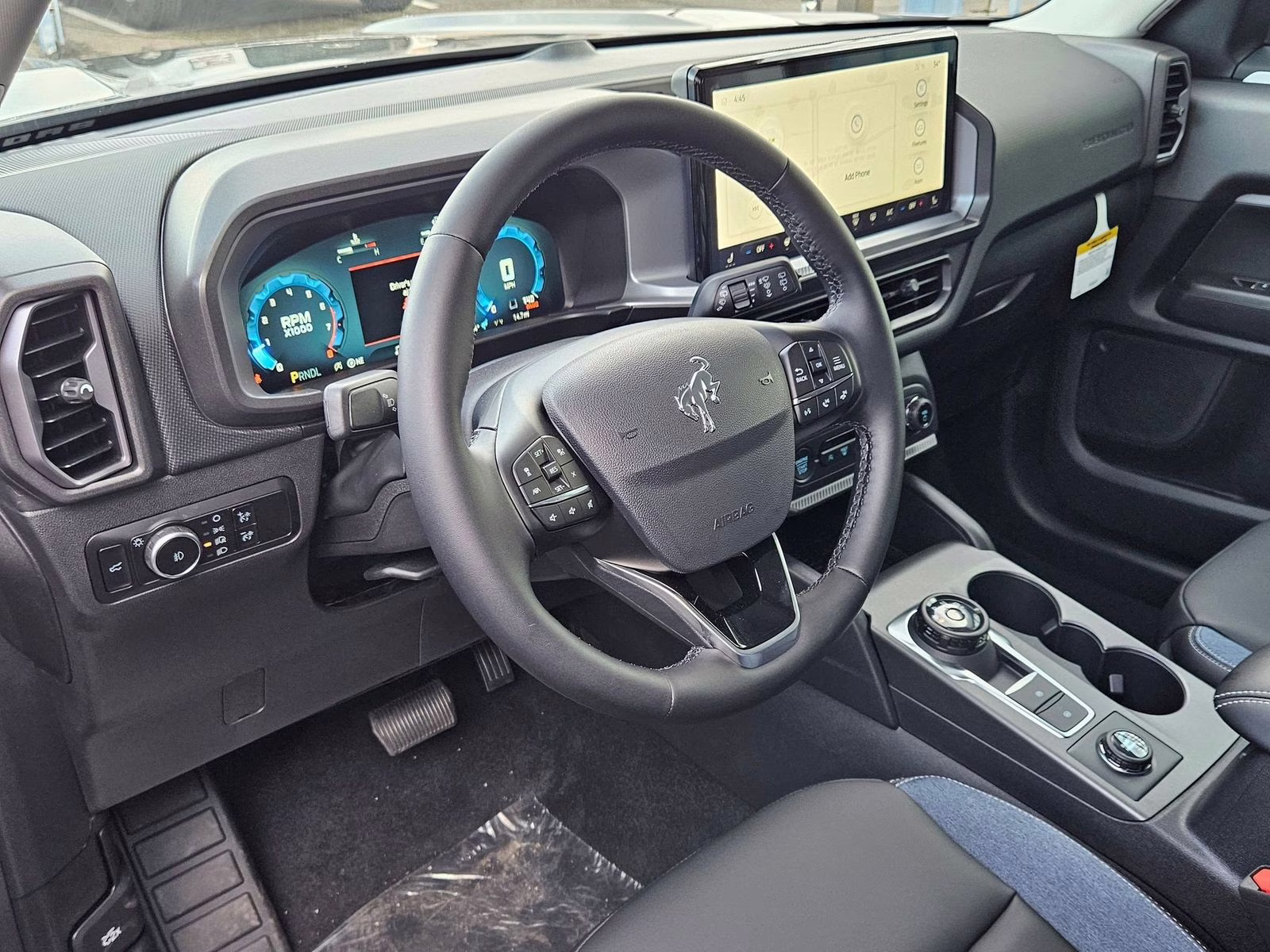 2025 Gray Metallic Ford Bronco Sport Outer Banks 4X4 SUV