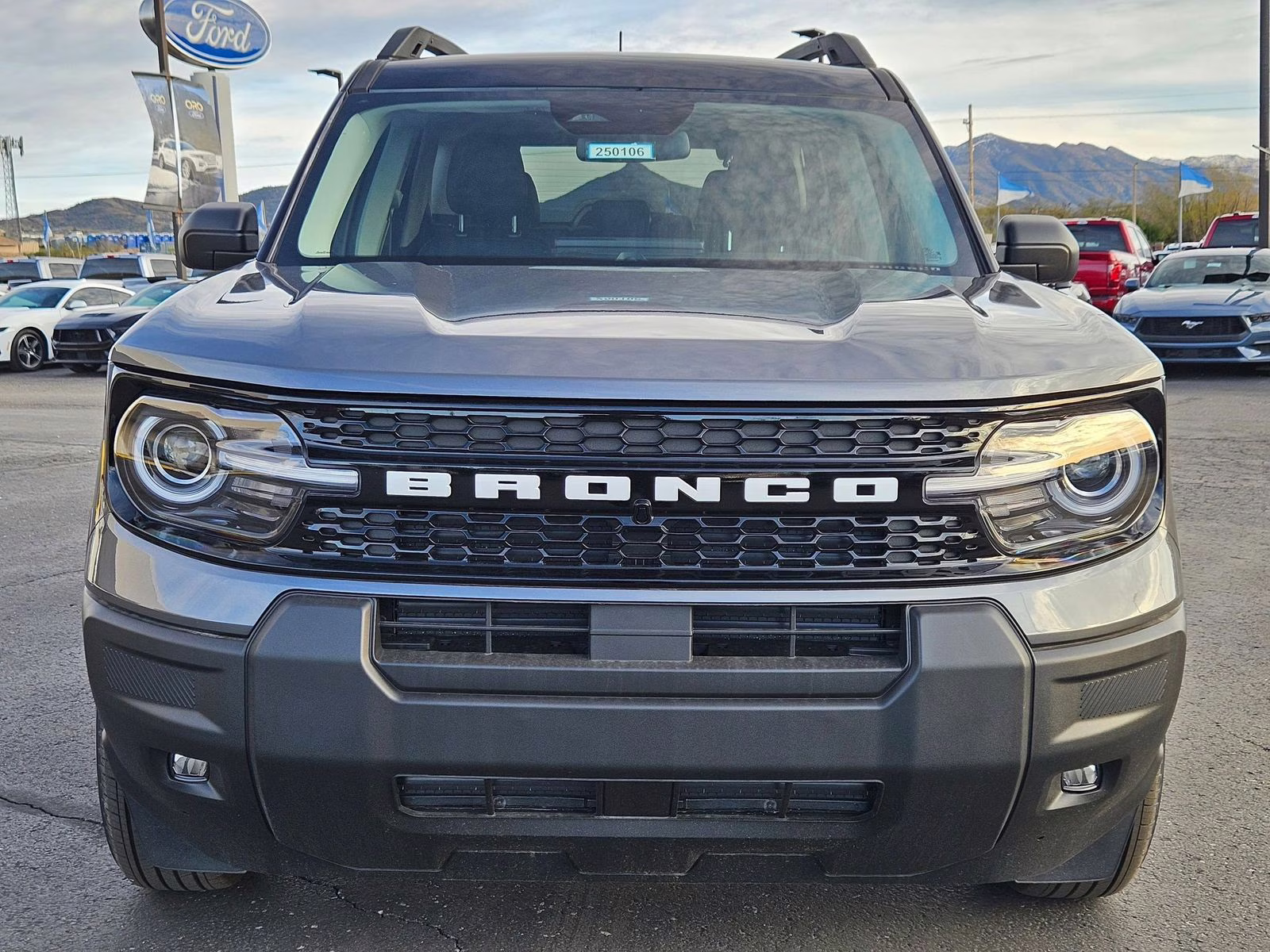 2025 Gray Metallic Ford Bronco Sport Outer Banks 4X4 SUV