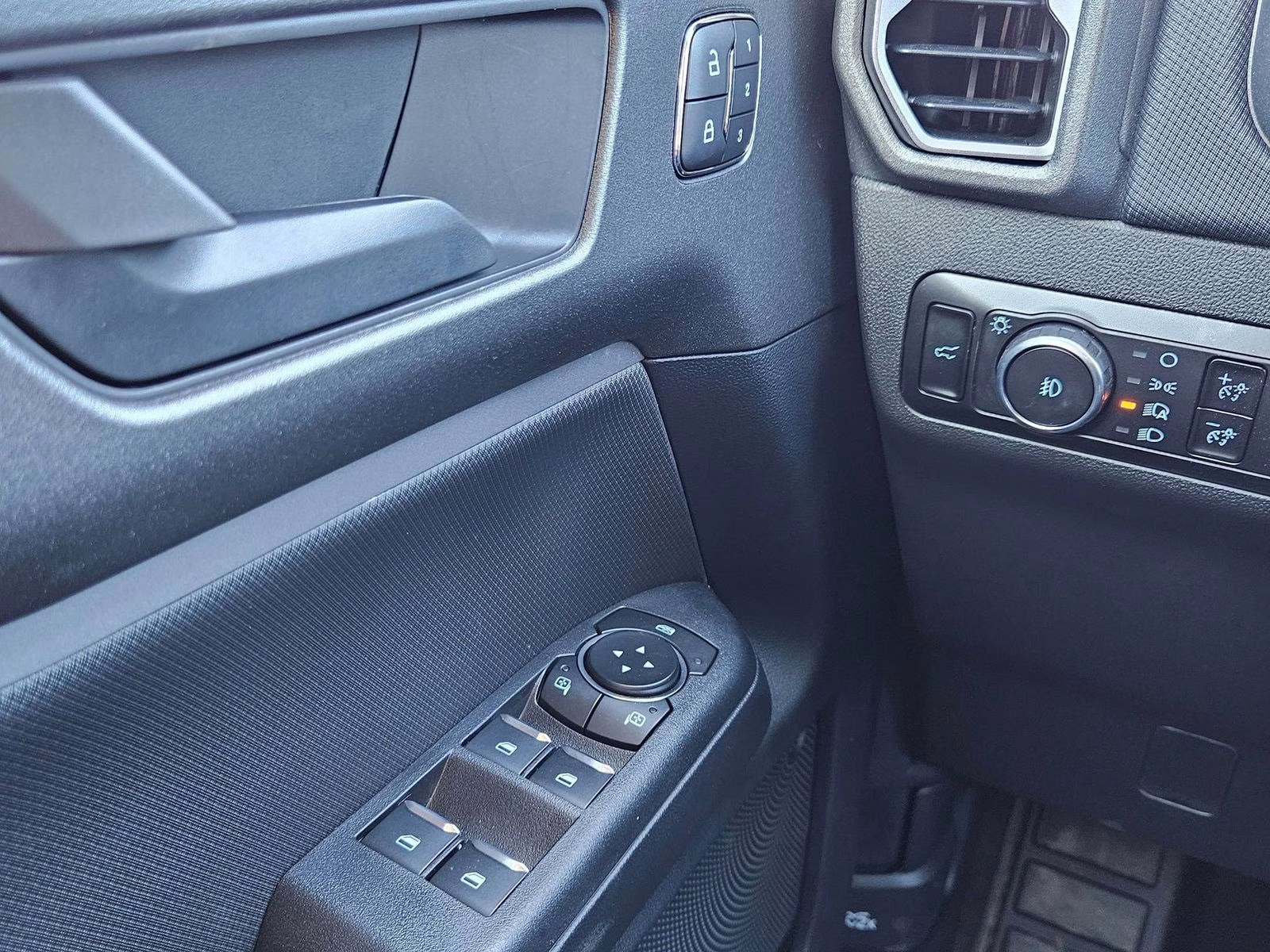 2025 Shadow Black Ford Bronco Sport Outer Banks 4X4 SUV