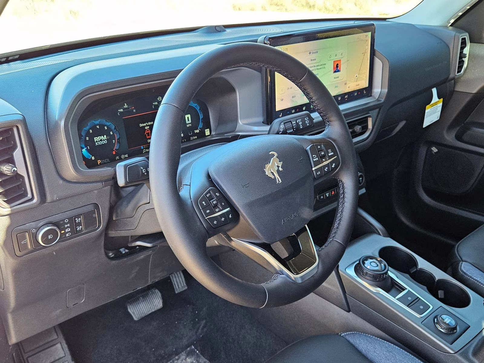 2025 Oxford White Ford Bronco Sport Outer Banks 4X4 SUV