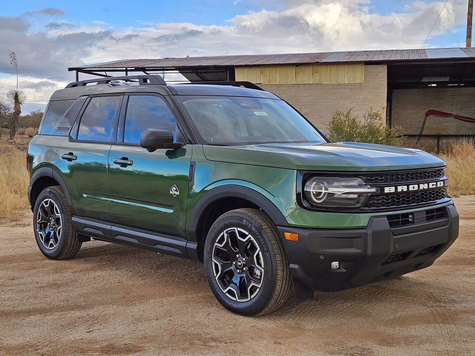 2025 Green Metallic Ford Bronco Sport Outer Banks 4X4 SUV