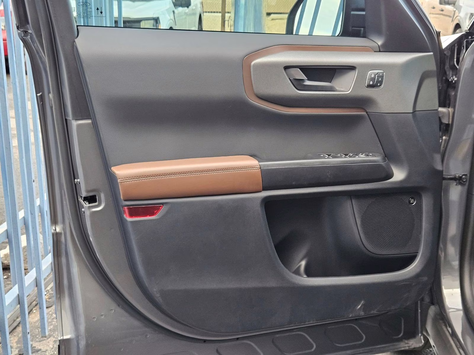 2025 Gray Metallic Ford Bronco Sport Outer Banks 4X4 SUV