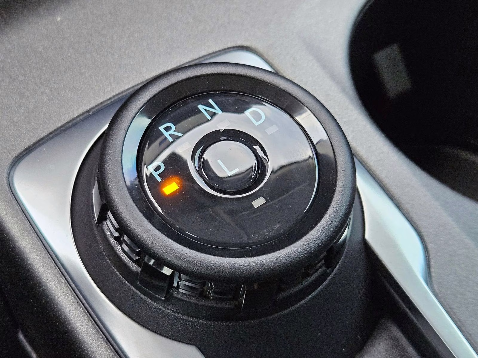 2025 Gray Metallic Ford Bronco Sport Outer Banks 4X4 SUV