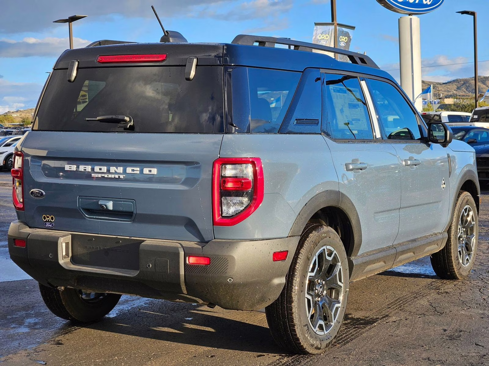 2025 Azure Gray Metallic Ford Bronco Sport Outer Banks 4X4 SUV