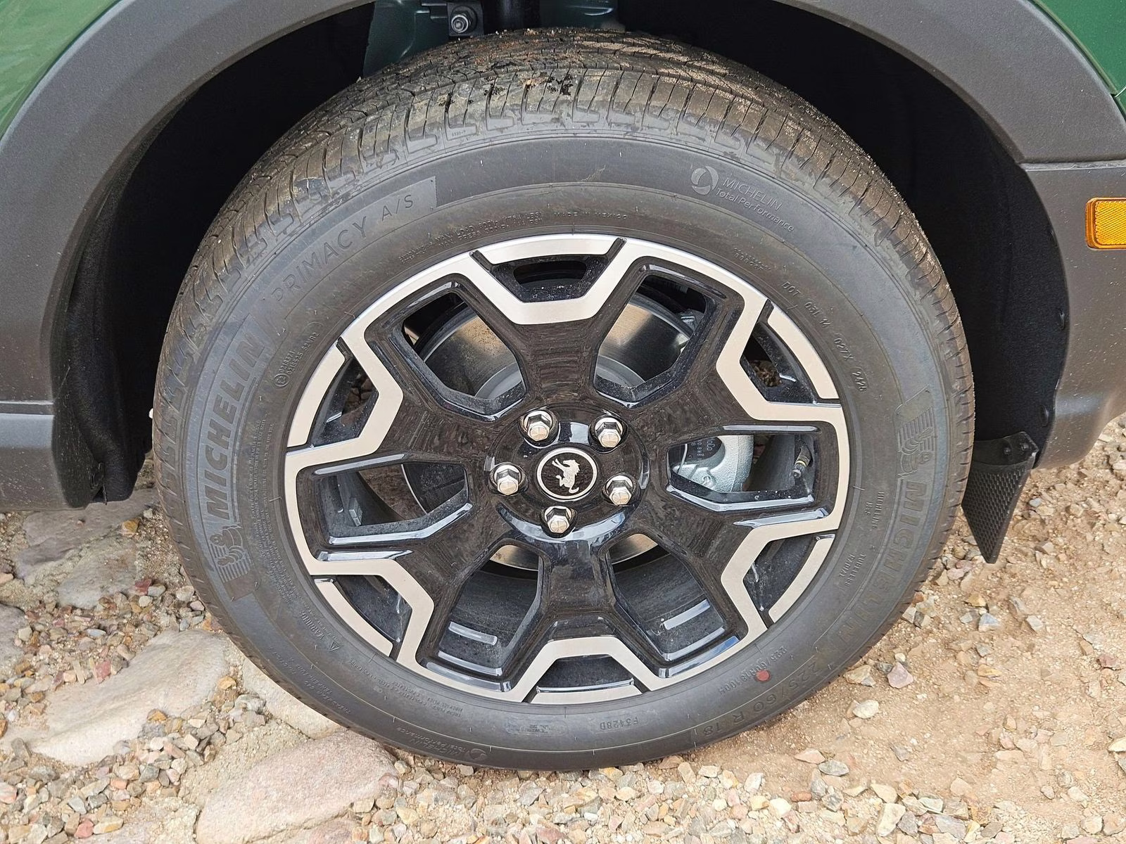 2025 Green Metallic Ford Bronco Sport Outer Banks 4X4 SUV