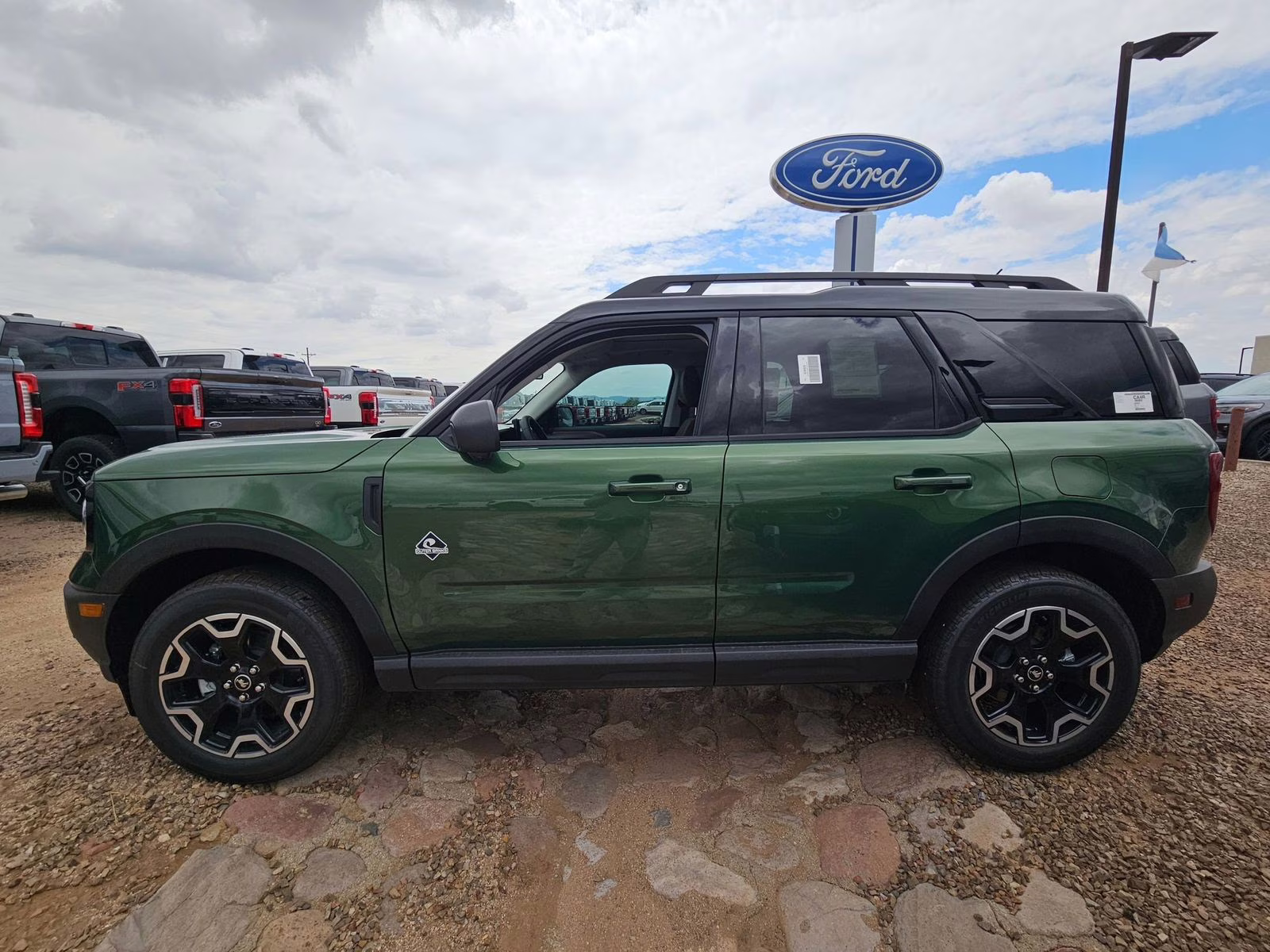 2025 Green Metallic Ford Bronco Sport Outer Banks 4X4 SUV