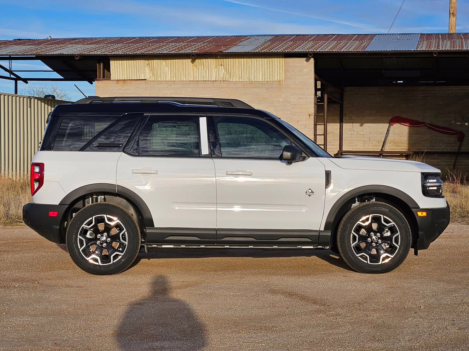 2025 Oxford White Ford Bronco Sport Outer Banks 4X4 SUV