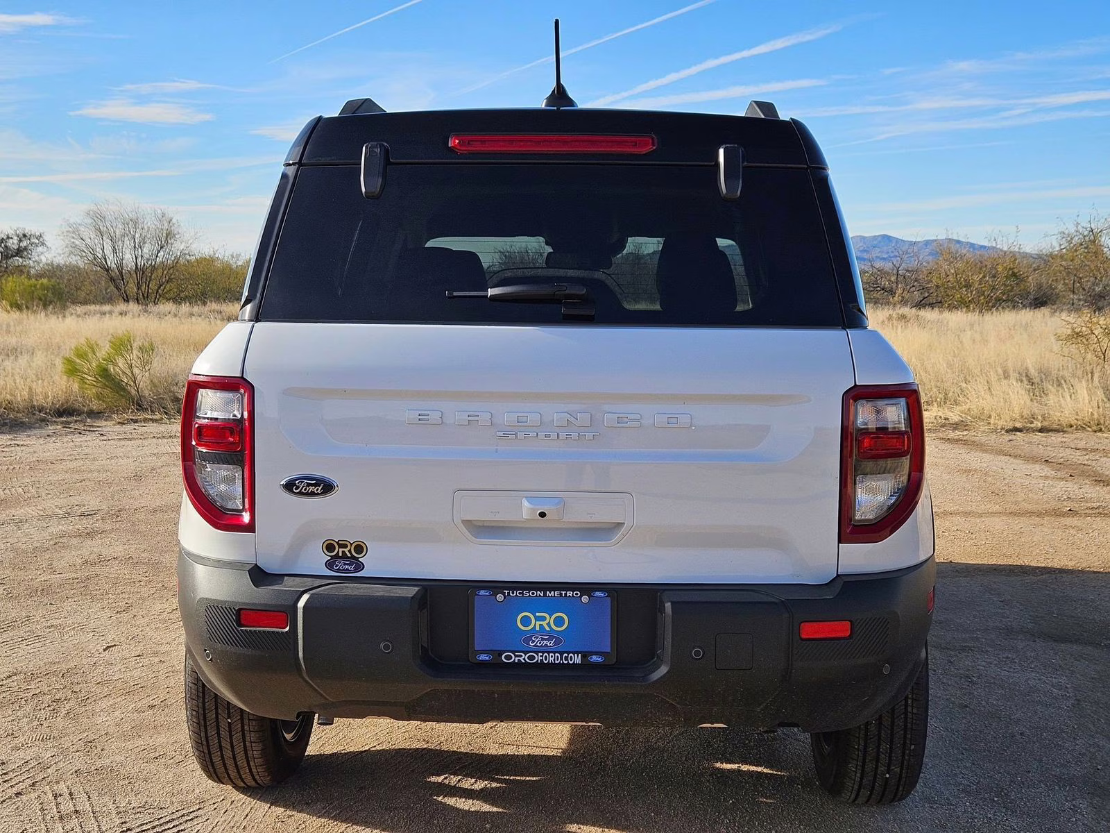 2025 Oxford White Ford Bronco Sport Outer Banks 4X4 SUV