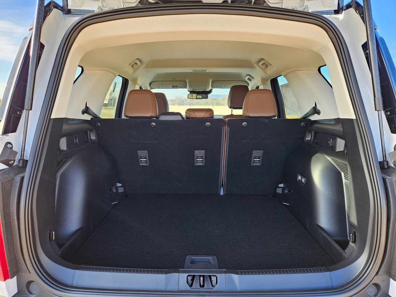 2025 Oxford White Ford Bronco Sport Outer Banks 4X4 SUV