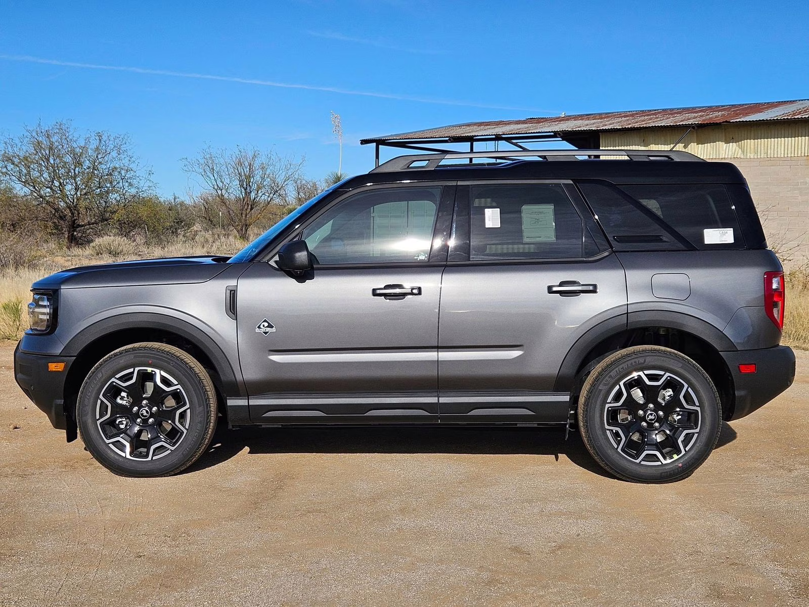 2025 Gray Metallic Ford Bronco Sport Outer Banks 4X4 SUV