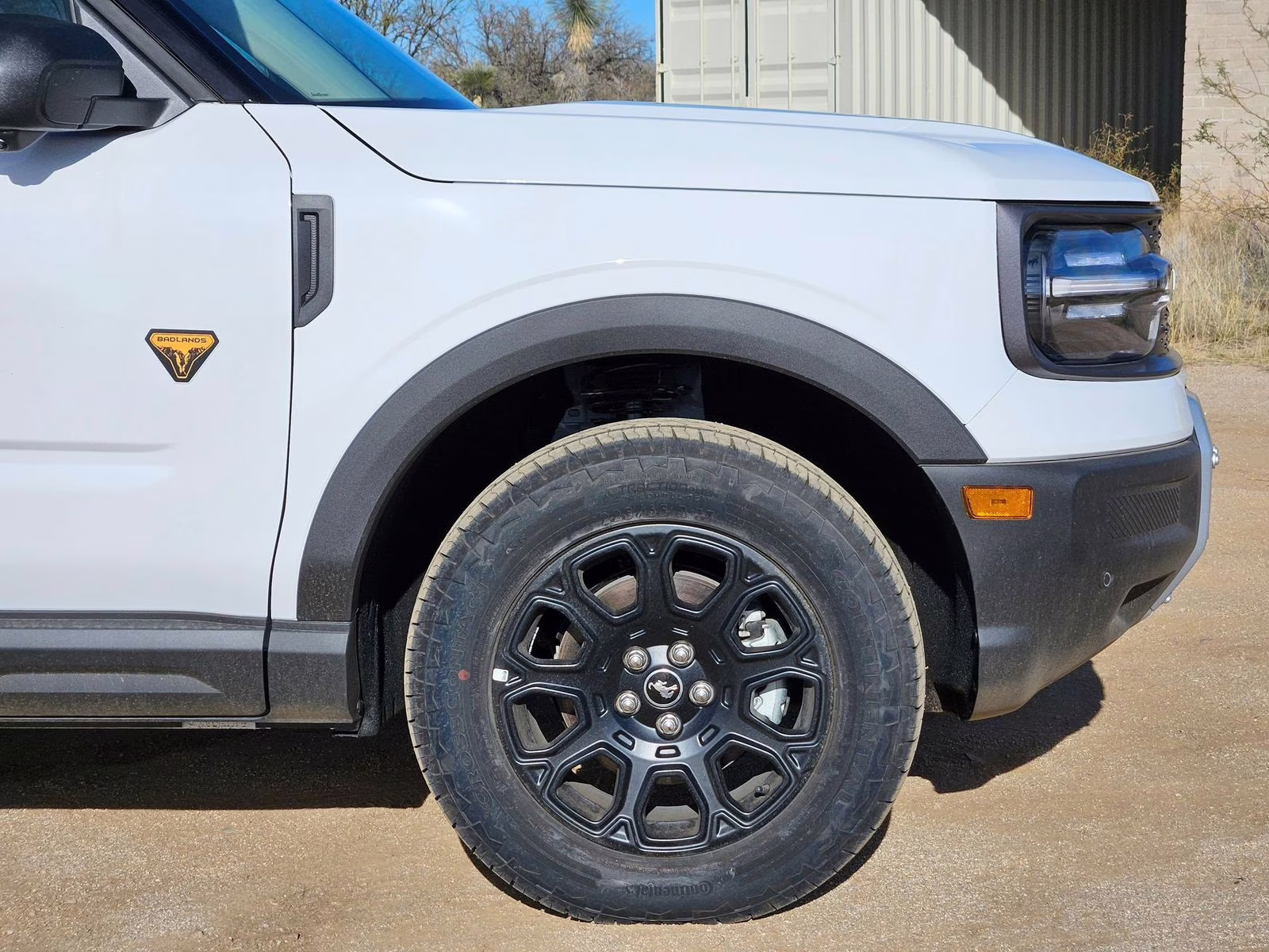 2025 Oxford White Ford Bronco Sport Badlands 4X4 SUV