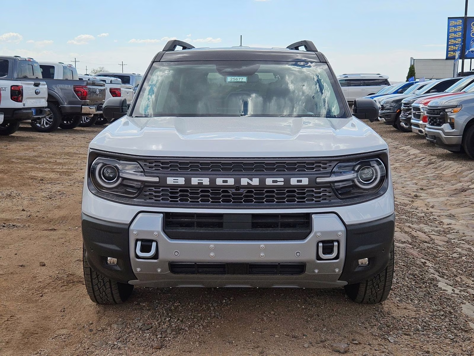 2025 Oxford White Ford Bronco Sport Badlands 4X4 SUV