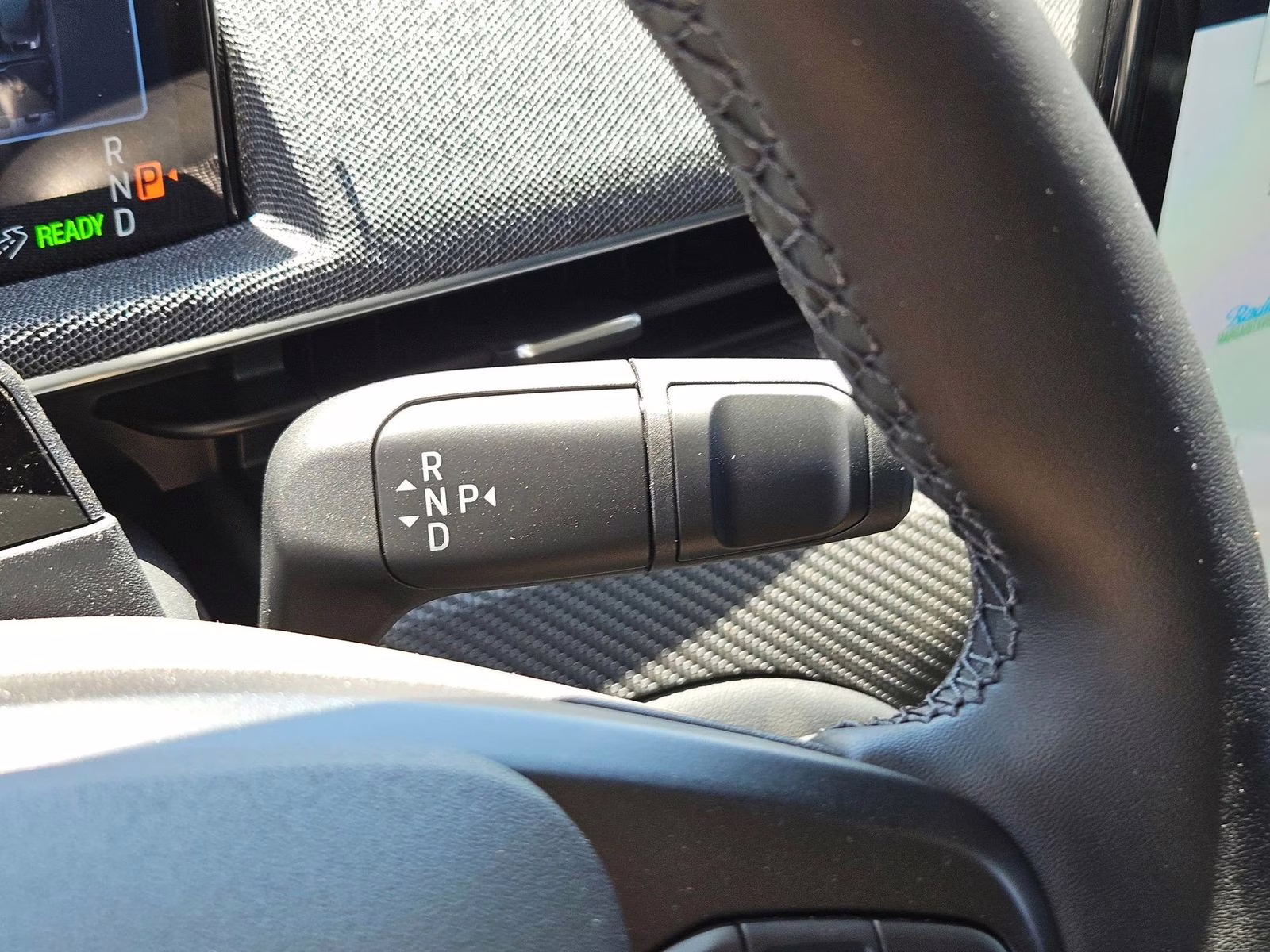 2025 White Metallic Ford Mustang Mach-E Premium RWD SUV