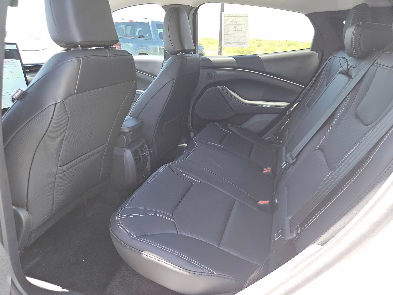 2025 White Metallic Ford Mustang Mach-E Premium RWD SUV