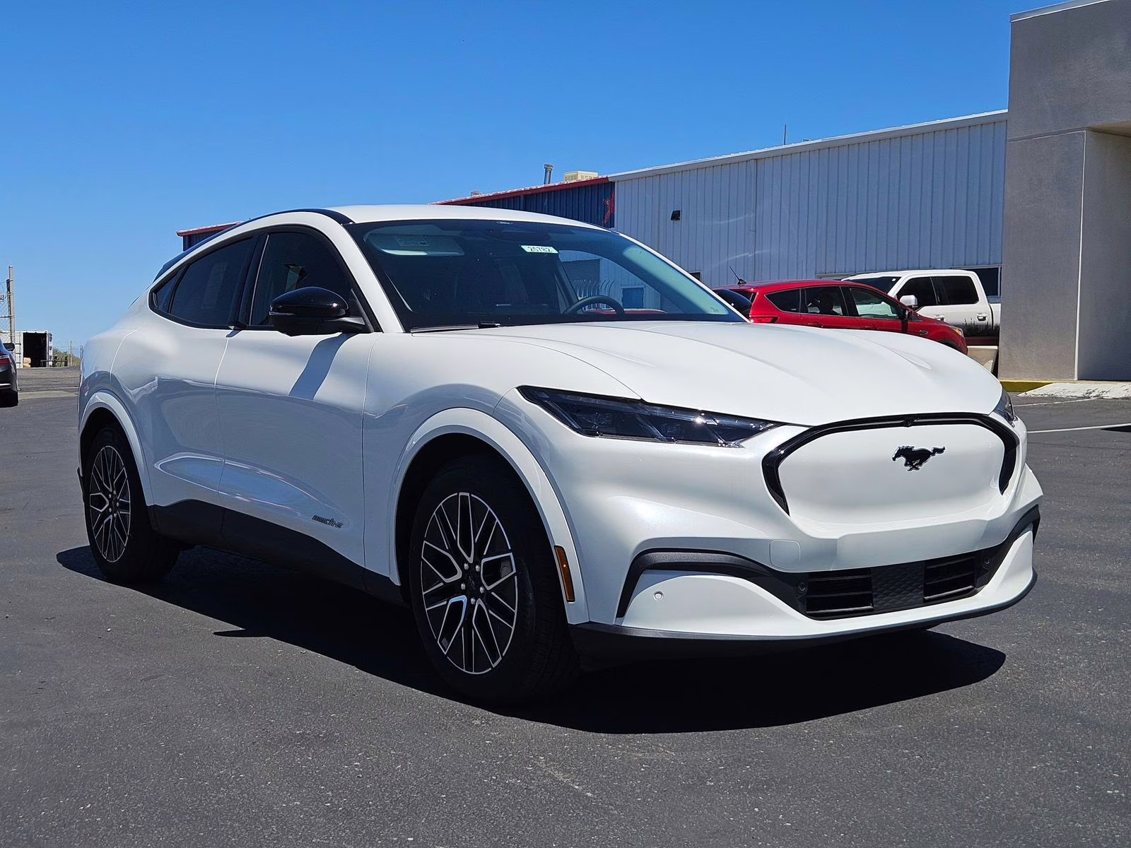 2025 White Metallic Ford Mustang Mach-E Premium RWD SUV