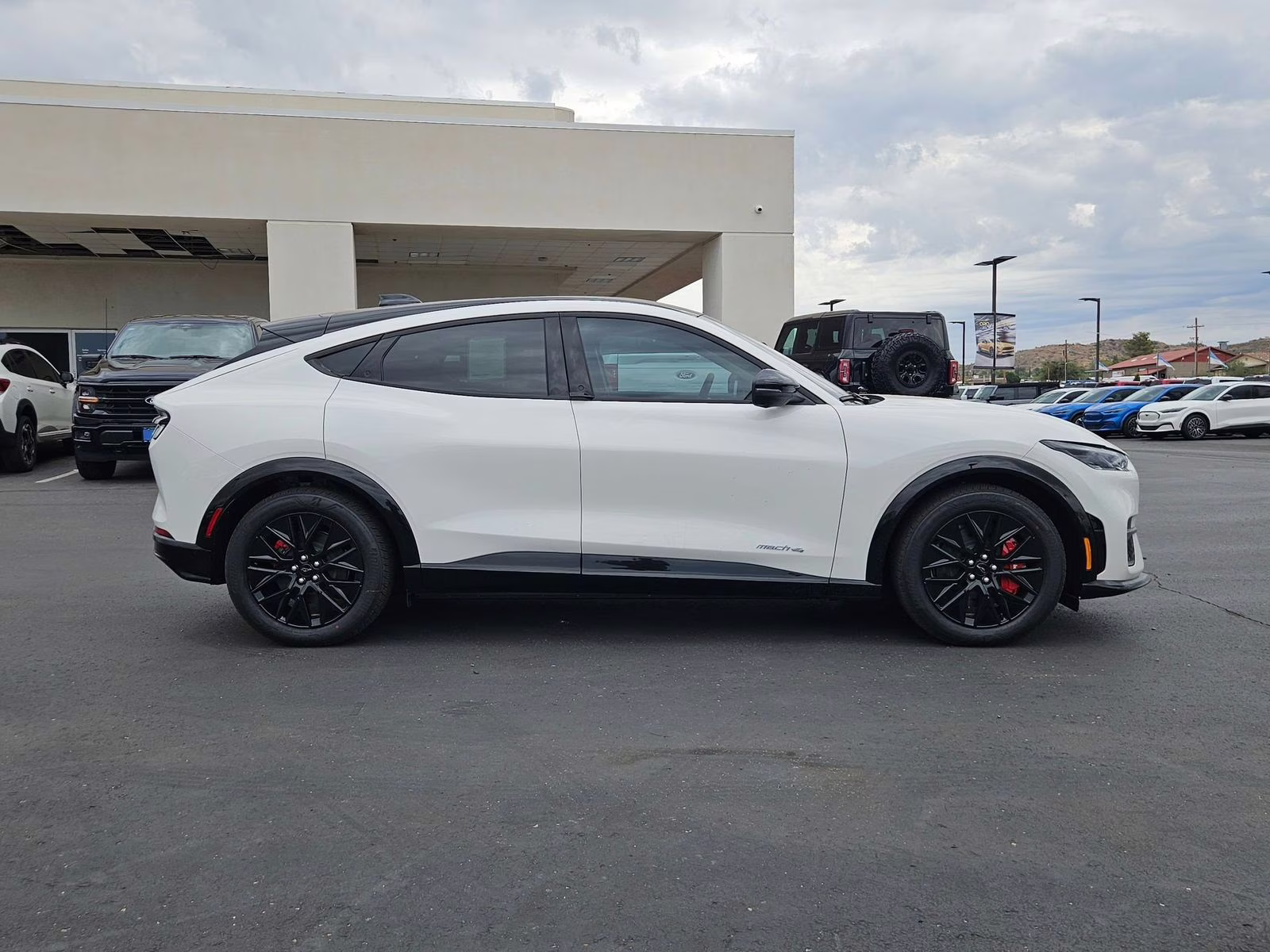 2025 White Metallic Ford Mustang Mach-E Premium AWD SUV