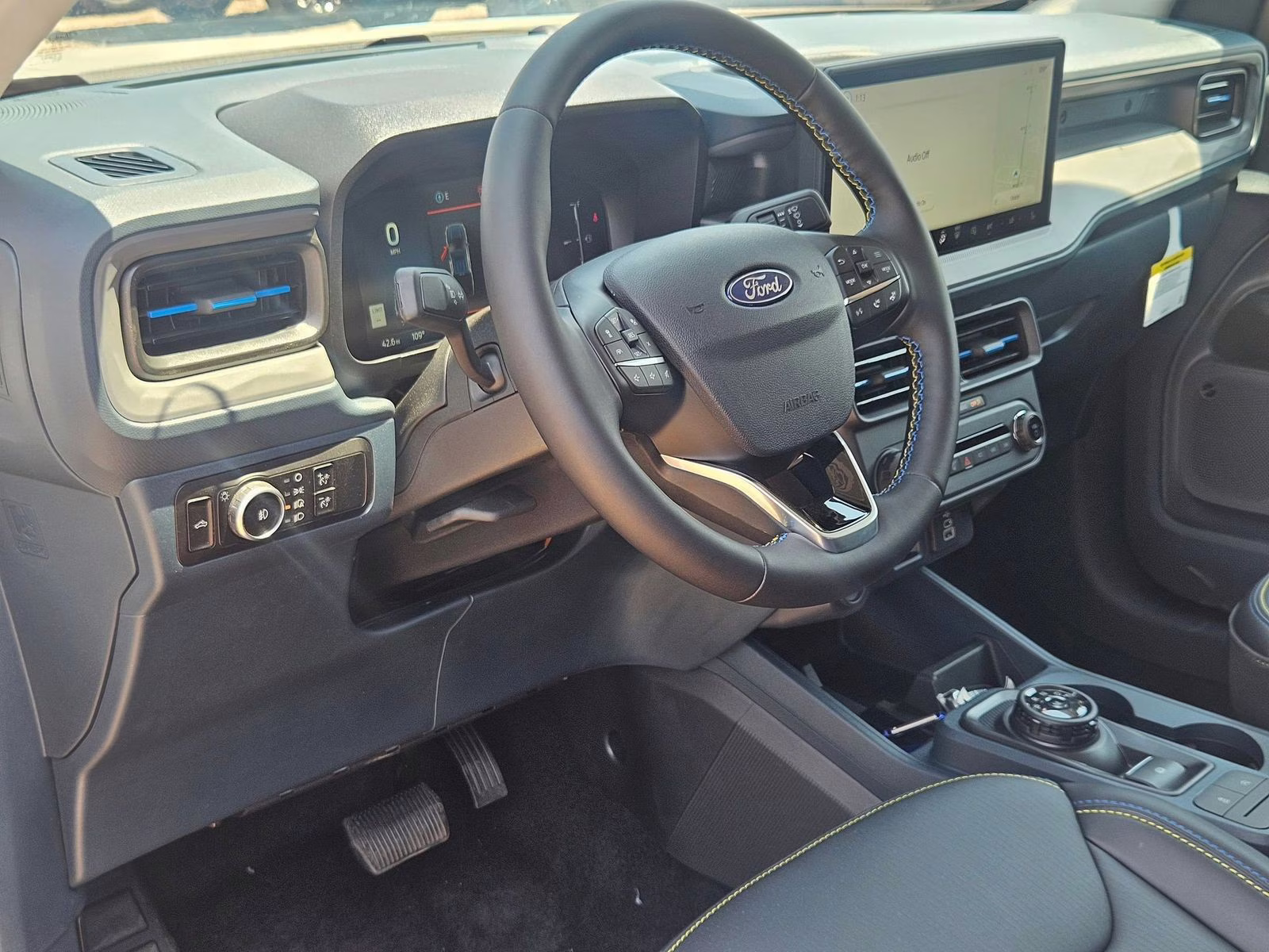 2025 Oxford White Ford Maverick Lobo AWD Truck