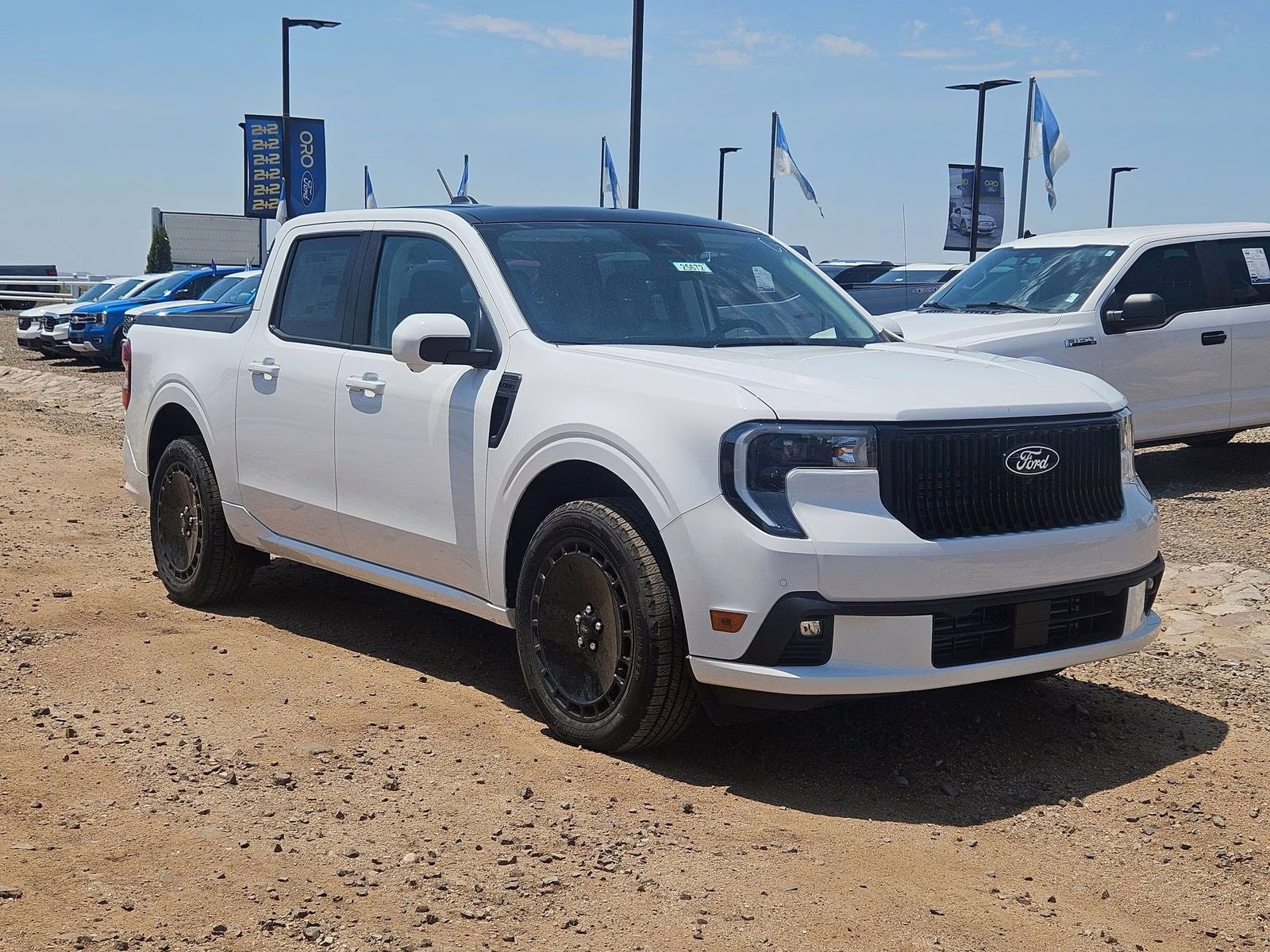2025 Oxford White Ford Maverick Lobo AWD Truck