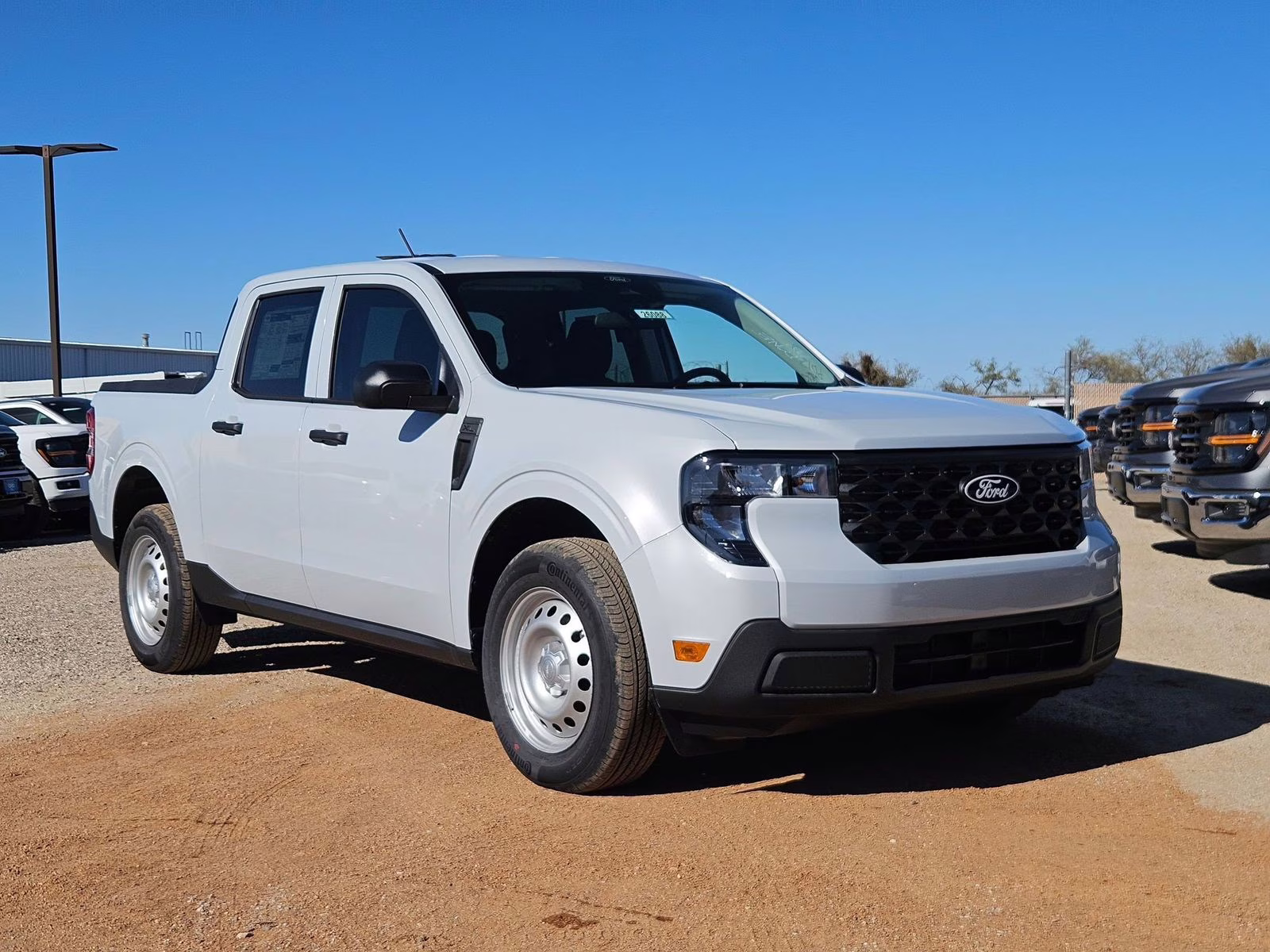 2026 White Metallic Ford Maverick XL AWD Truck