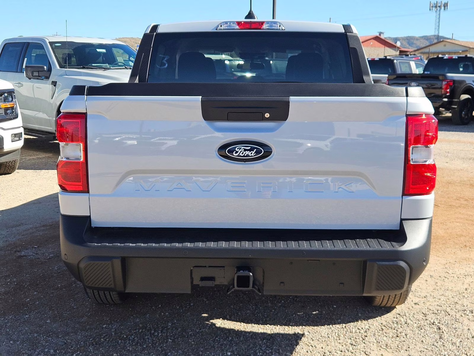 2026 White Metallic Ford Maverick XL AWD Truck