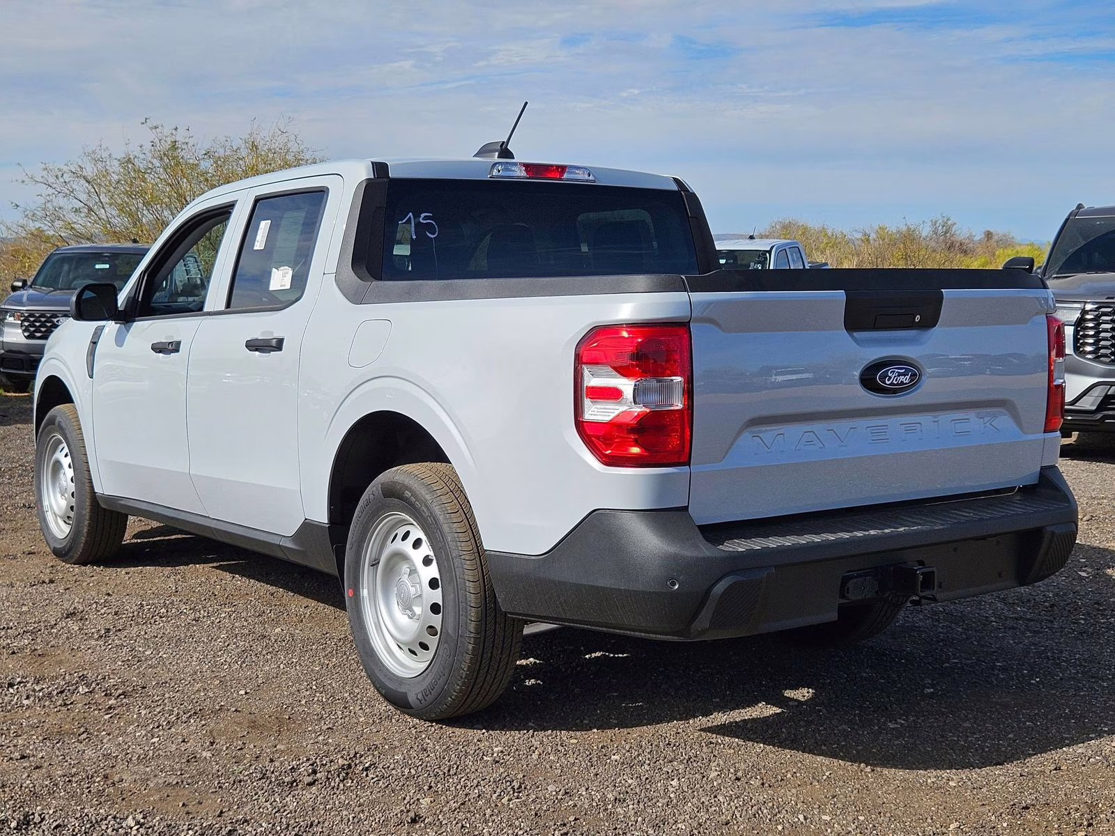 2026 White Metallic Ford Maverick XL AWD Truck