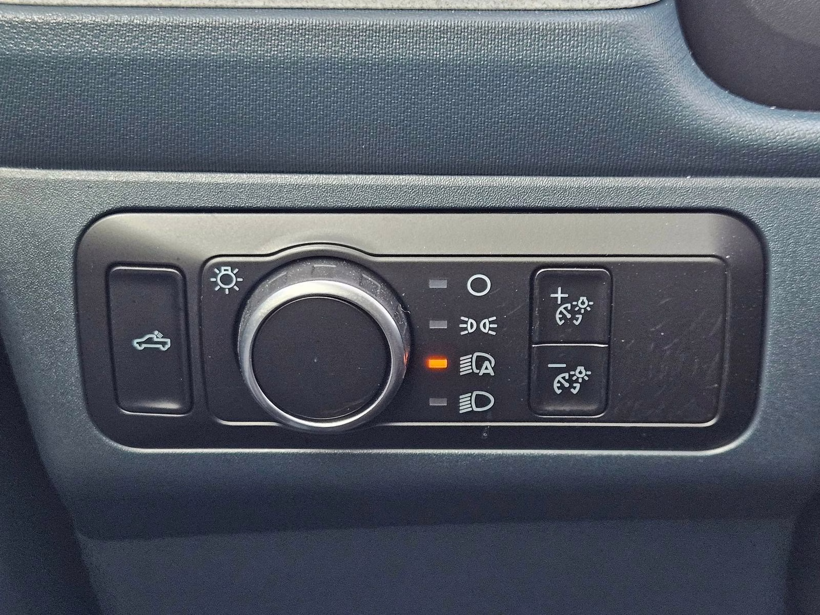 2026 White Metallic Ford Maverick XLT FWD Truck