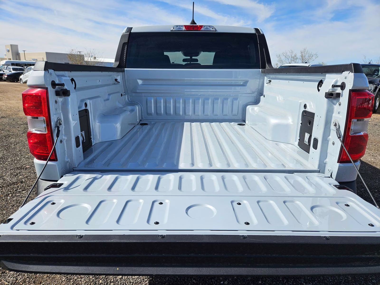2026 White Metallic Ford Maverick XLT FWD Truck