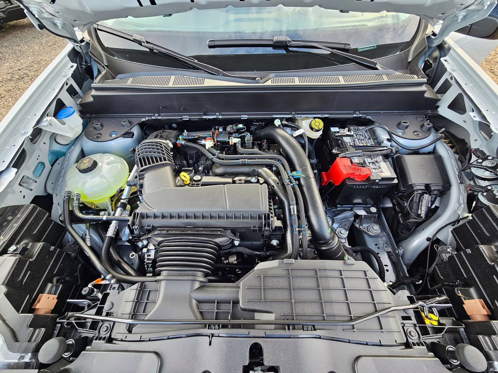 2026 White Metallic Ford Maverick XLT AWD Truck