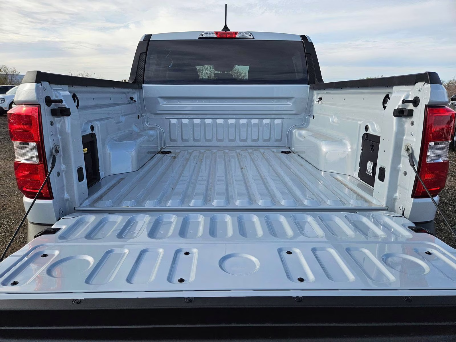 2026 White Metallic Ford Maverick XLT AWD Truck