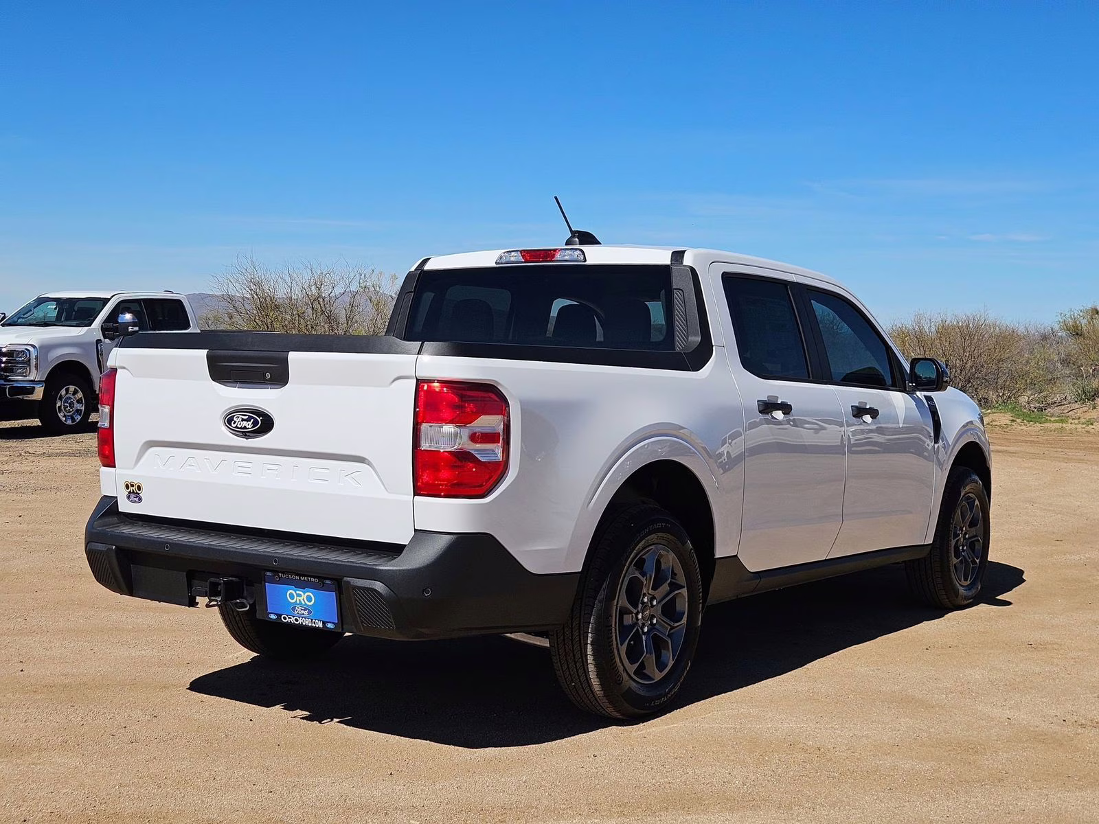2026 Oxford White Ford Maverick XLT AWD Truck