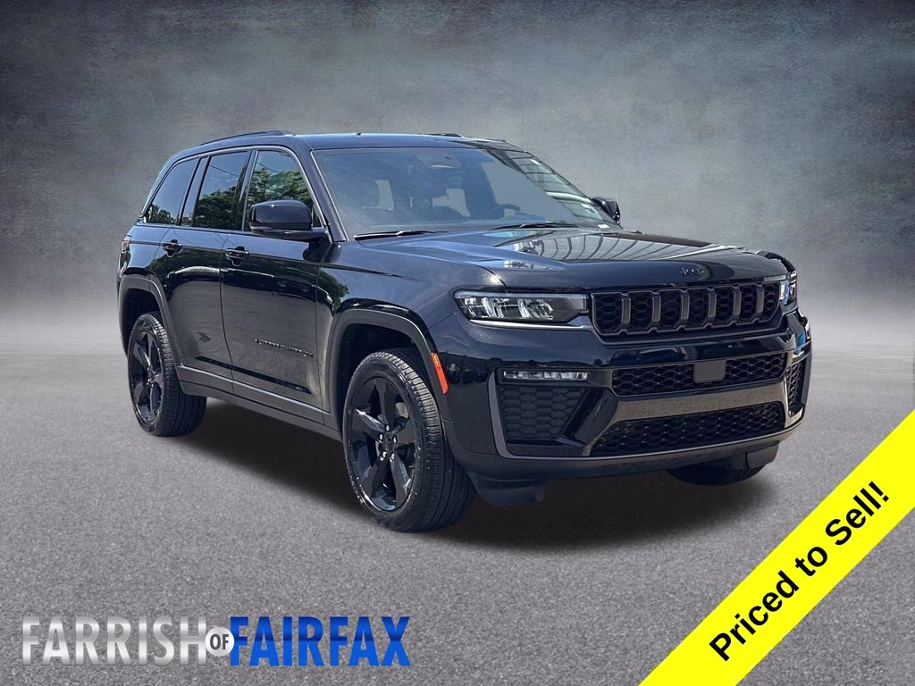 2026 Diamond Black Crystal Pearlcoat Jeep Grand Cherokee Limited 4X4 SUV