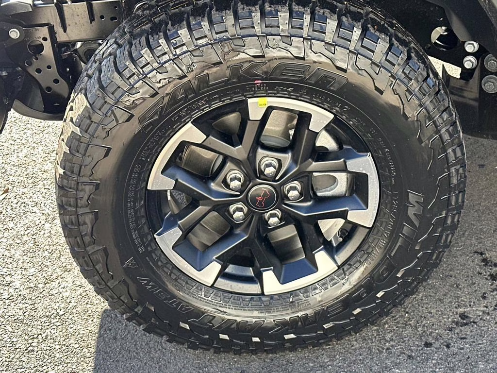 2026 Anvil Clearcoat Jeep Gladiator Rubicon 4X4 Truck