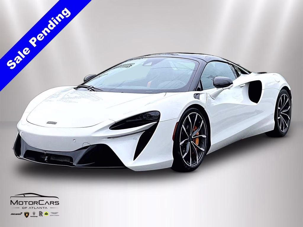 2025 McLaren Artura 3.0's photo
