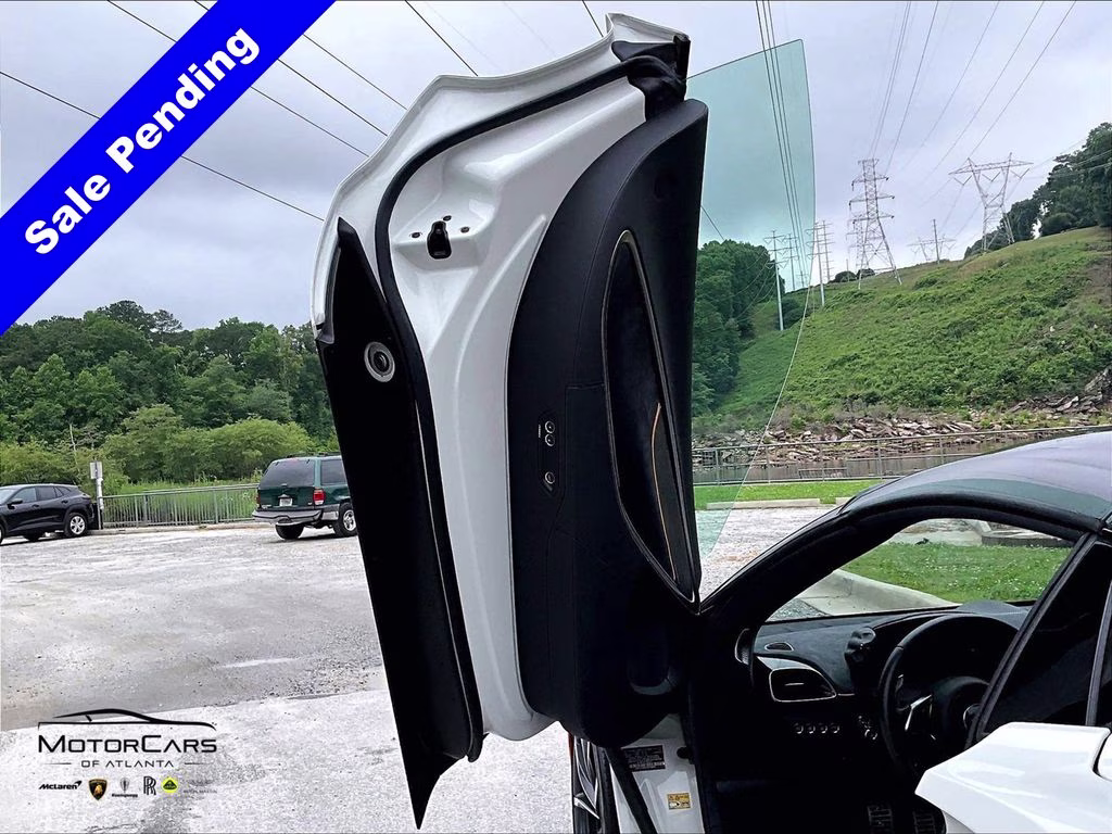 2025 White McLaren Artura Carbon Fiber Exterior Pack RWD Convertible
