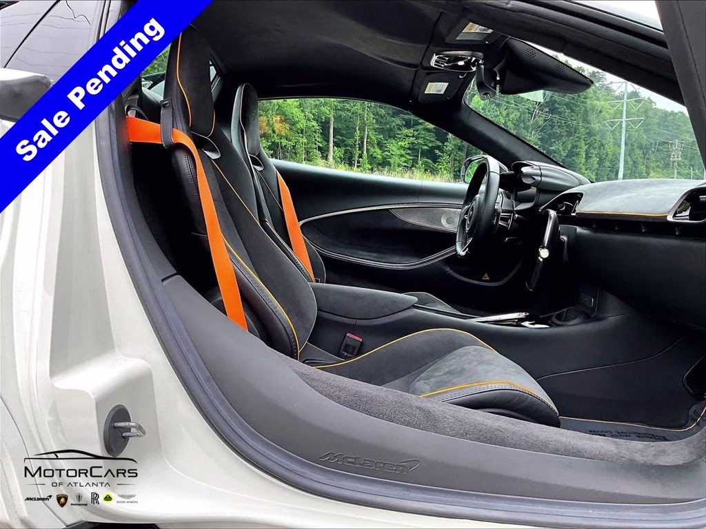 2025 White McLaren Artura Carbon Fiber Exterior Pack RWD Convertible