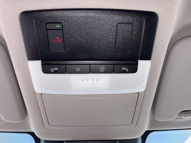 2026 Everest White Pearl Tricoat Nissan Rogue SV FWD SUV