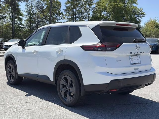 2026 Everest White Pearl Tricoat Nissan Rogue SV FWD SUV