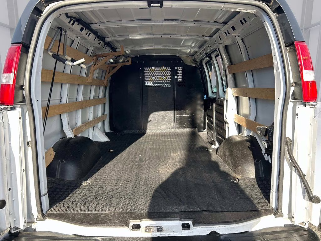 2022 Summit White Chevrolet Express 2500 Work Van RWD Van