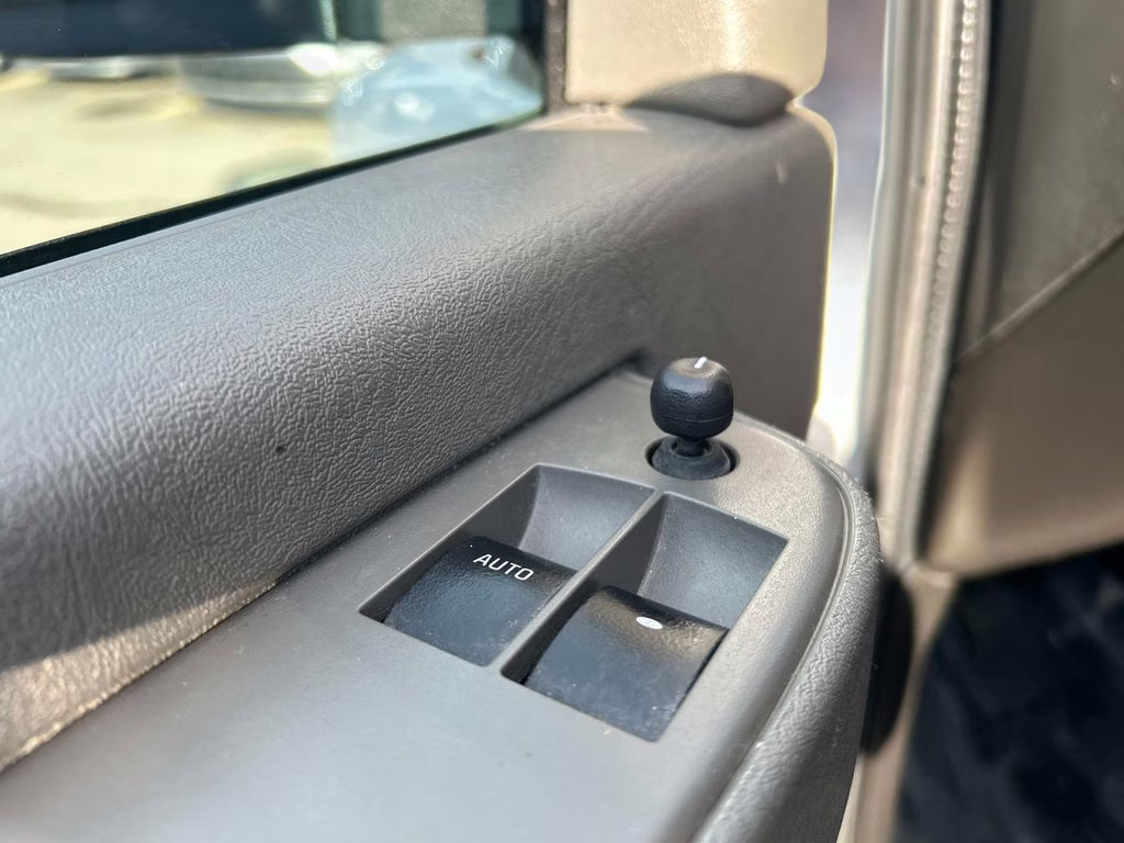 2022 Summit White Chevrolet Express 2500 Work Van RWD Van