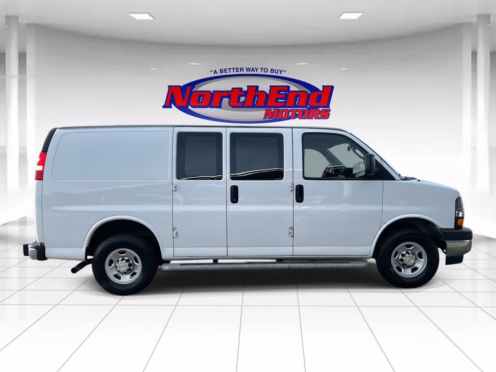 2022 Summit White Chevrolet Express 2500 Work Van RWD Van