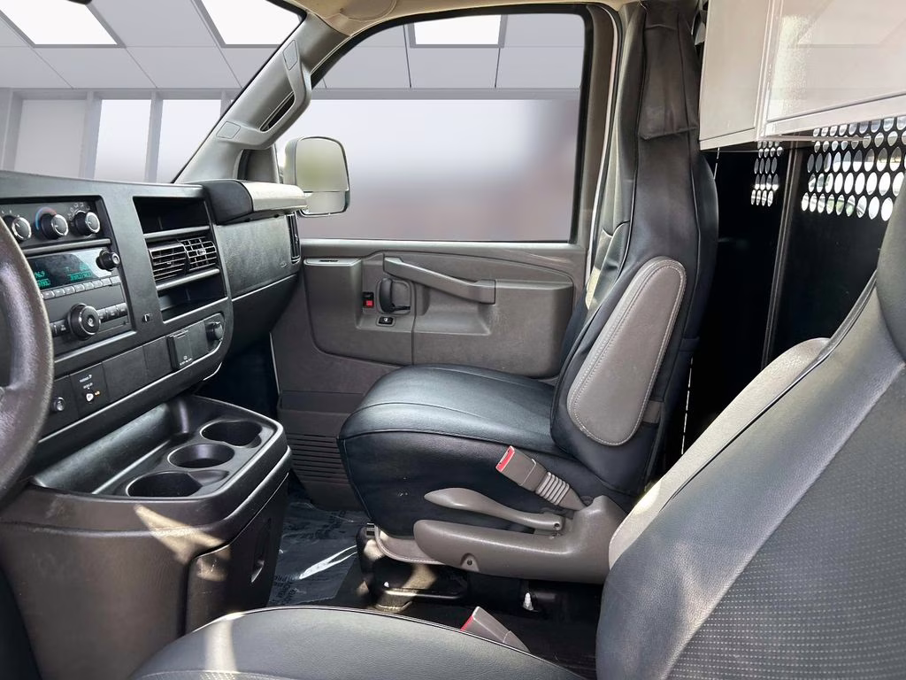 2022 Summit White Chevrolet Express 2500 Work Van RWD Van