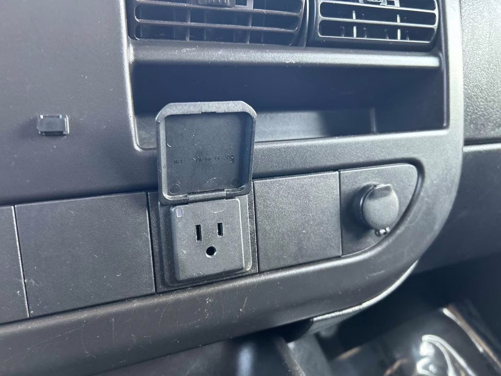 2022 Summit White Chevrolet Express 2500 Work Van RWD Van