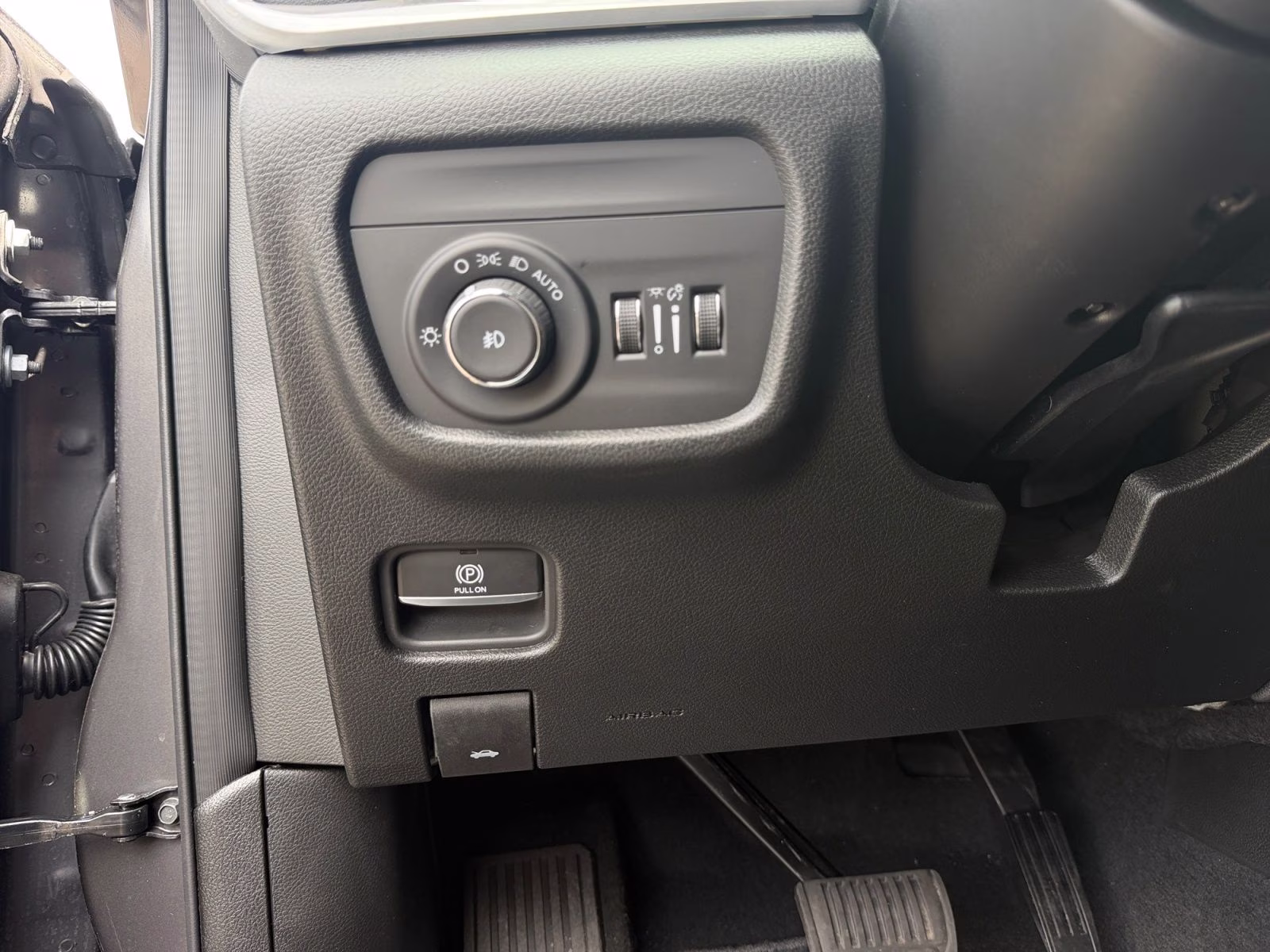 2026 Baltic Gray Metallic Clearcoat Jeep Grand Cherokee Limited 4X4 SUV