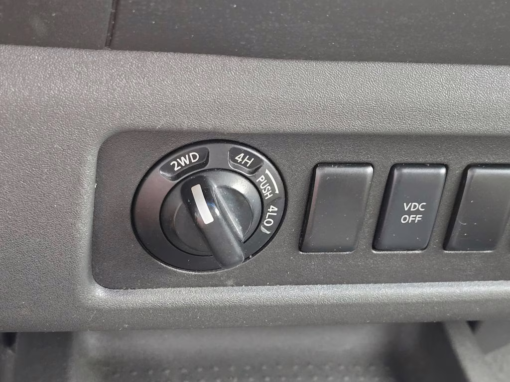 2008 Avalanche Nissan Xterra S 4X4 SUV